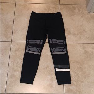 Mint condition Lilybod leggings!